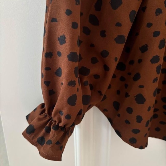 NWOT- Dalmatian Print Peplum Blouse - Picture 6 of 6